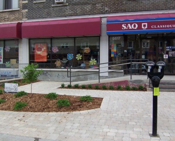 Commercial store front - Commercial lanscaping. Monkland NDG Montreal