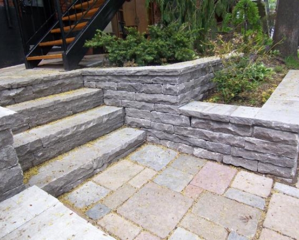 Stone walls and steps - St-Marc cut stone