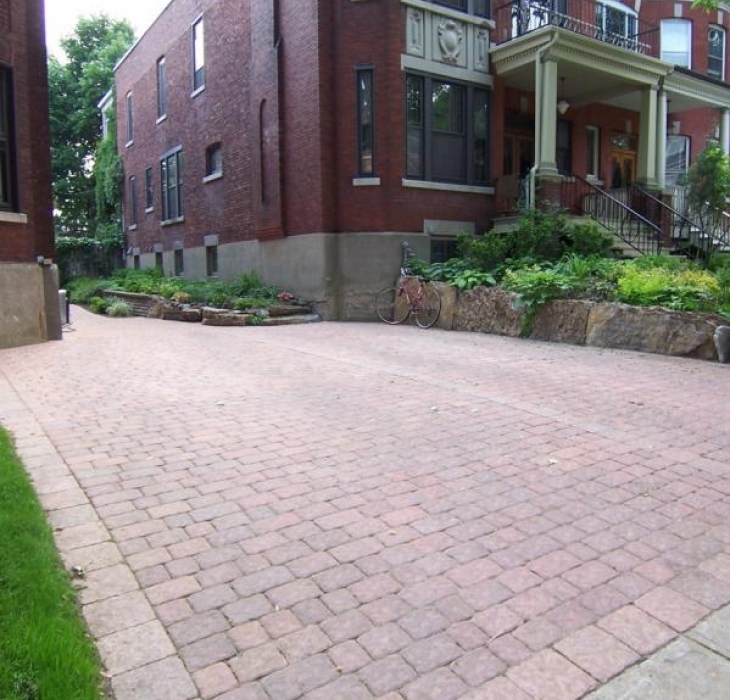 Unistone Driveway - Paving stones Bergerac Red & Black