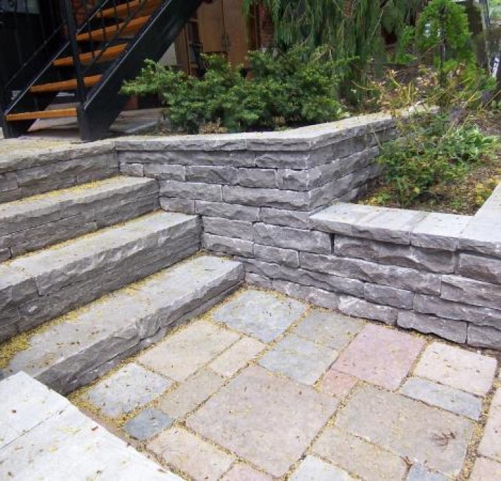 Stone walls and steps - St-Marc cut stone